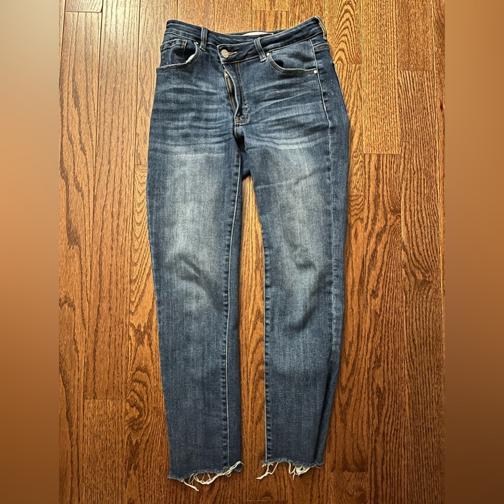 Risen Crossover Skinny Jeans
